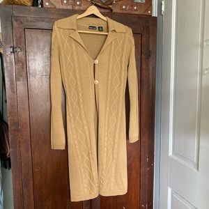 Wool/Acrylic Blend Midi Sweater 🦁